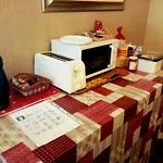 Mamma Mia Family House Bed & Breakfast