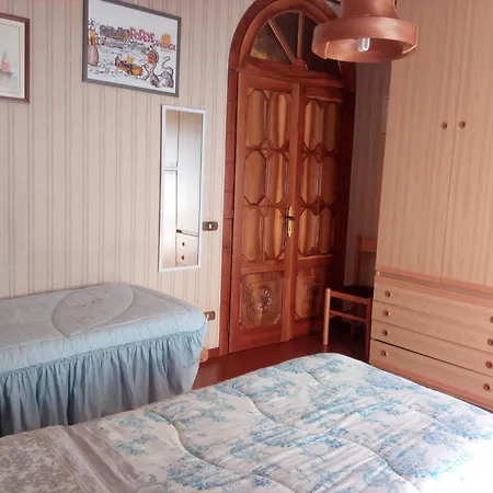 Mamma Mia Family House Bed & Breakfast